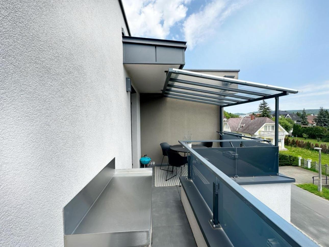 Marina Apartment By Dora Keszthely Extérieur photo